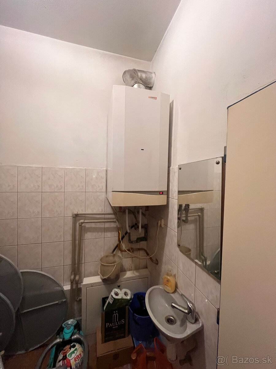 Znížená cena Obchodný priestor na predaj. - 14