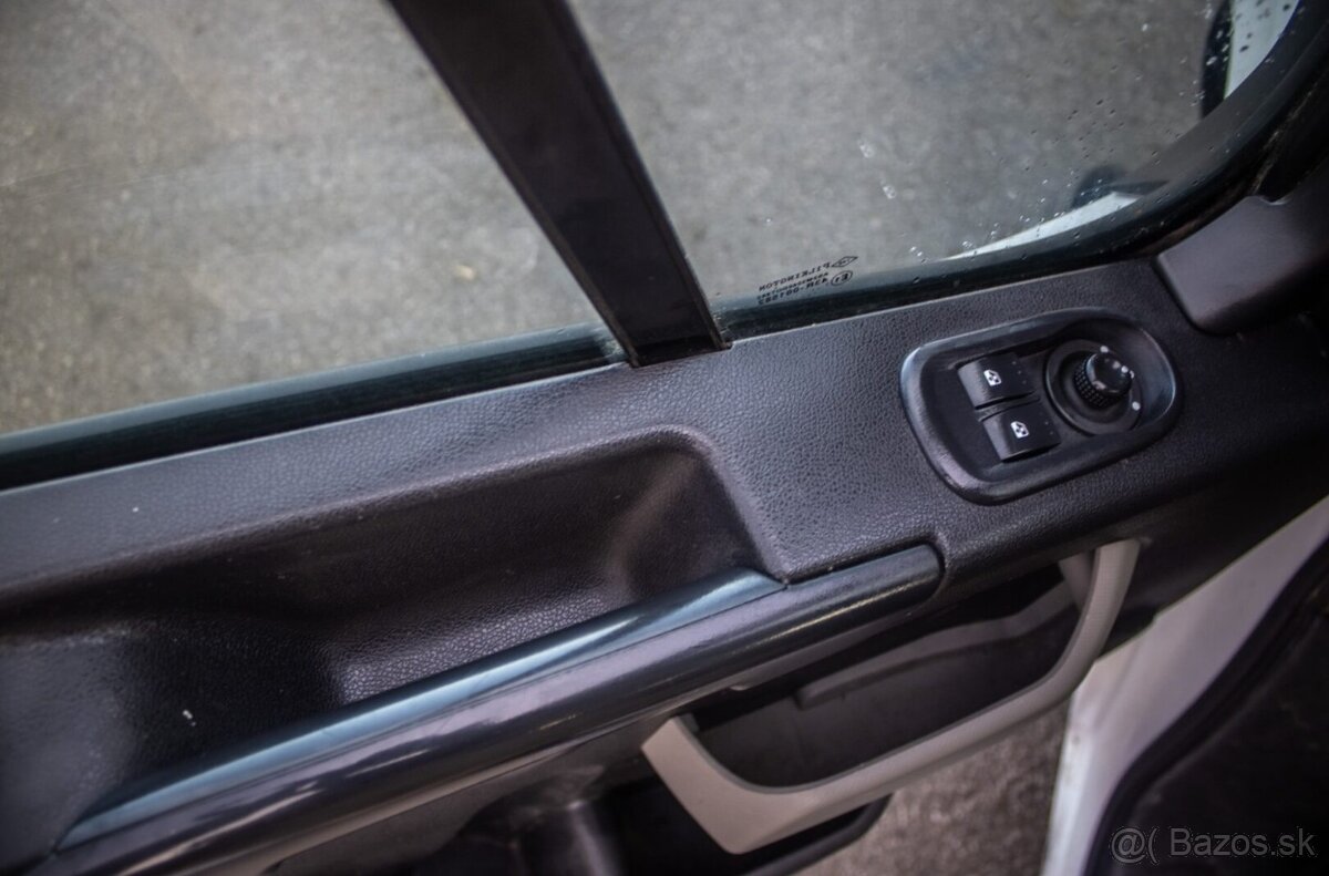 Renault Master 2.3 DCi 96kW, M6 - 14