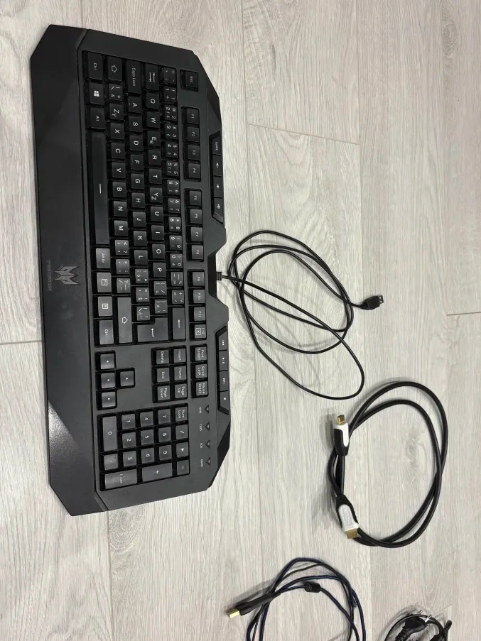 Herný počítač - Acer Predator + Monitor + Klávesnica + Myš - 14