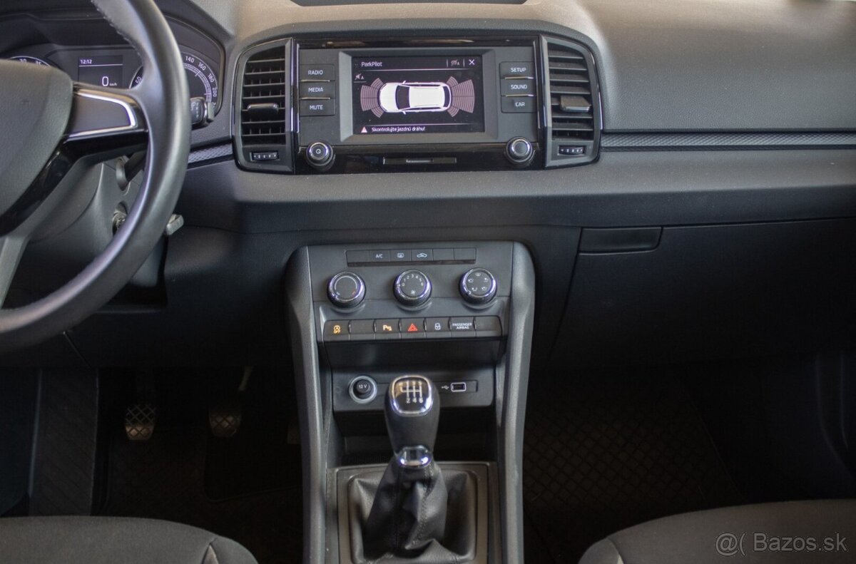 Škoda Karoq 1.6TDI Life M6 - 14