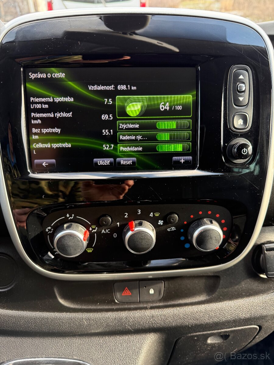 Renault trafic bus - 14