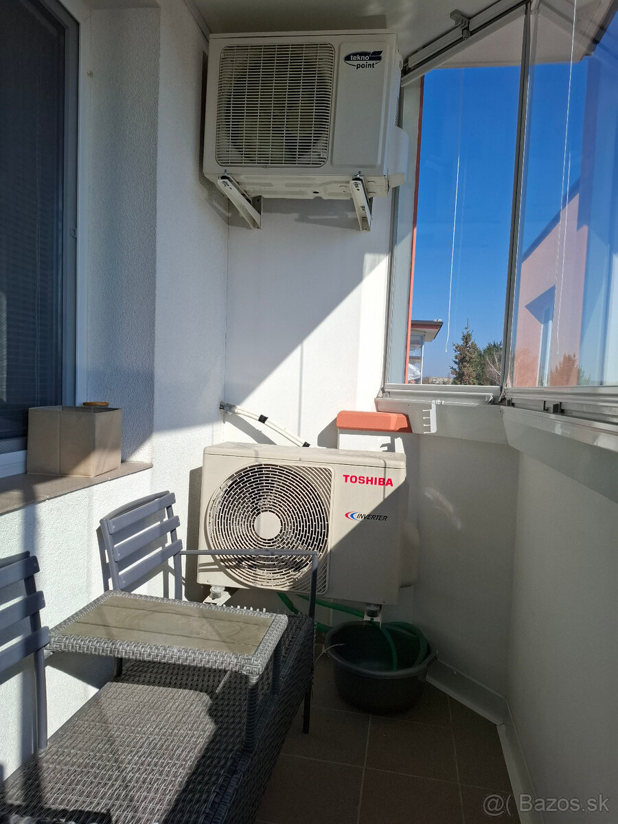 Na predaj prerobený (3i) 3 izbový byt Senica blízko centra. - 14