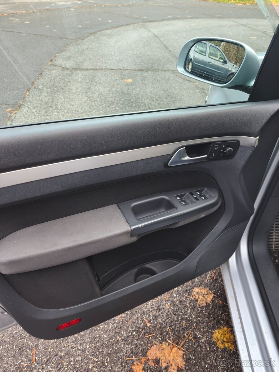 Volkswagen Touran 2.0 TDI - 14