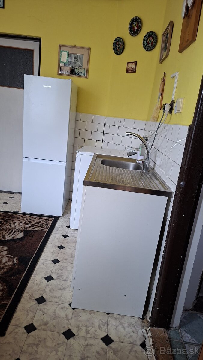 Dvojgeneračný rodinný dom, Lužianky - 14