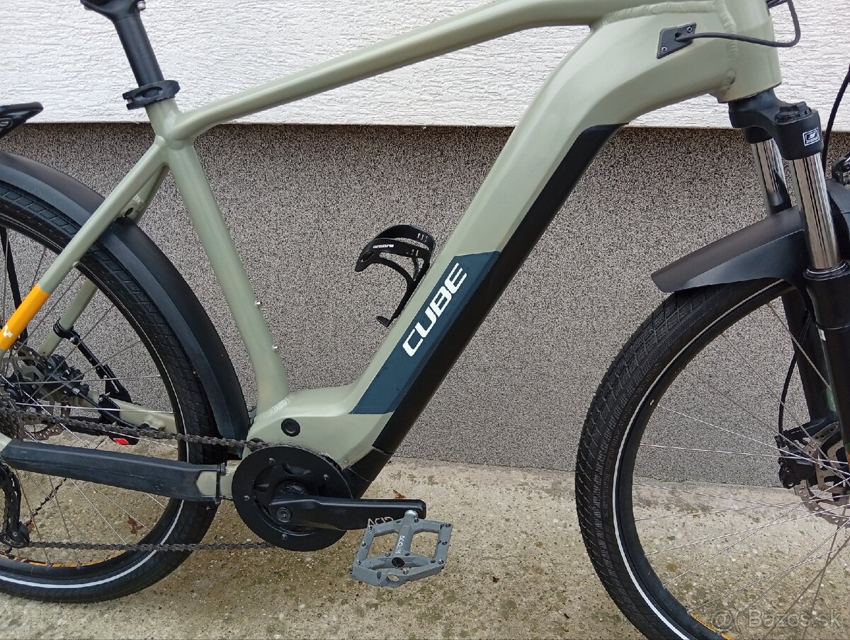Predám elektro bicykel Cube Reaction Performance 500 28" - 14