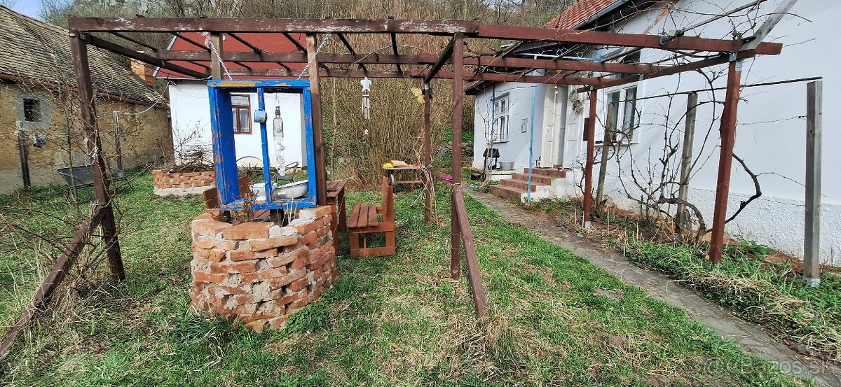 Útulná, romantická chalupa na predaj pod Sovím hradom - 14