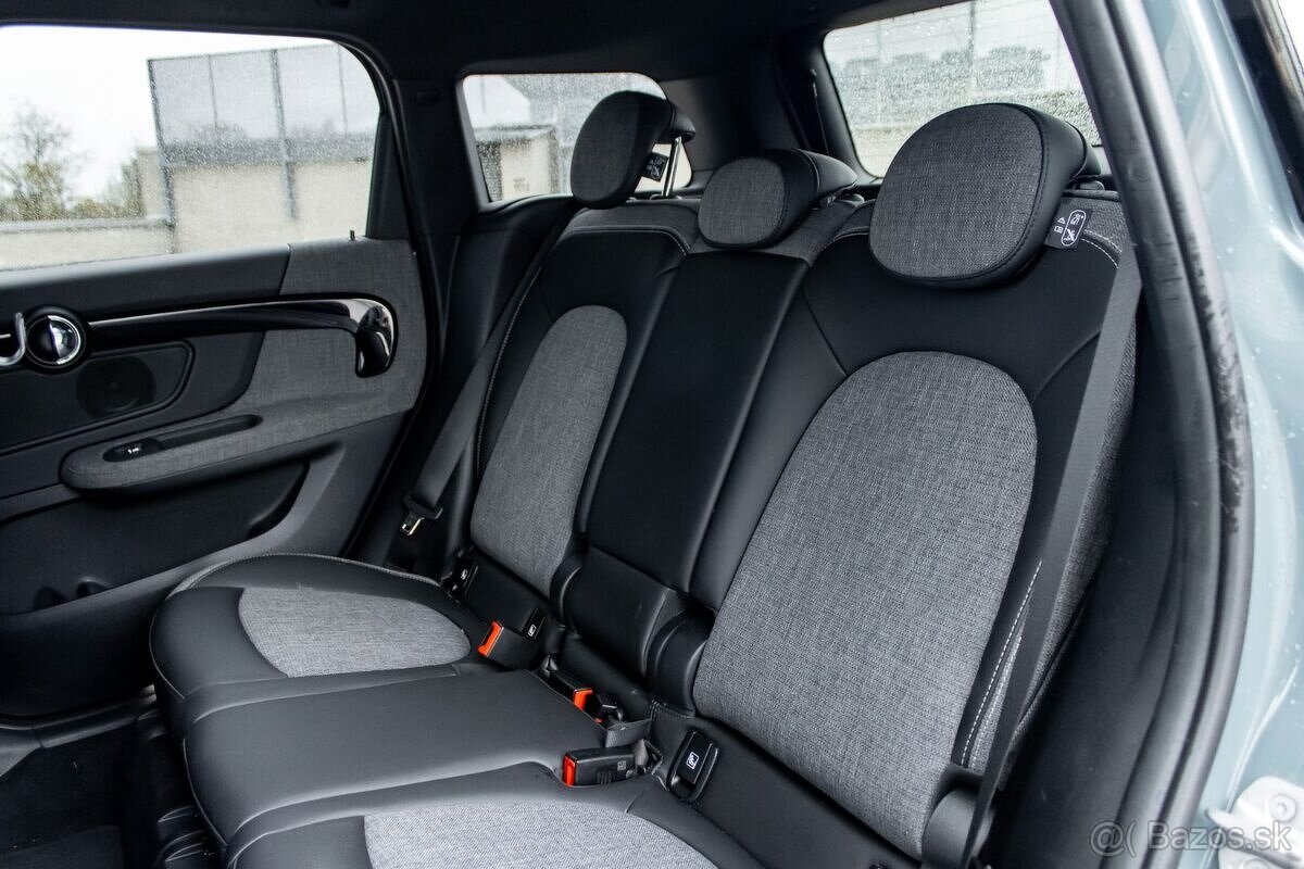 Mini Cooper Countryman - 14