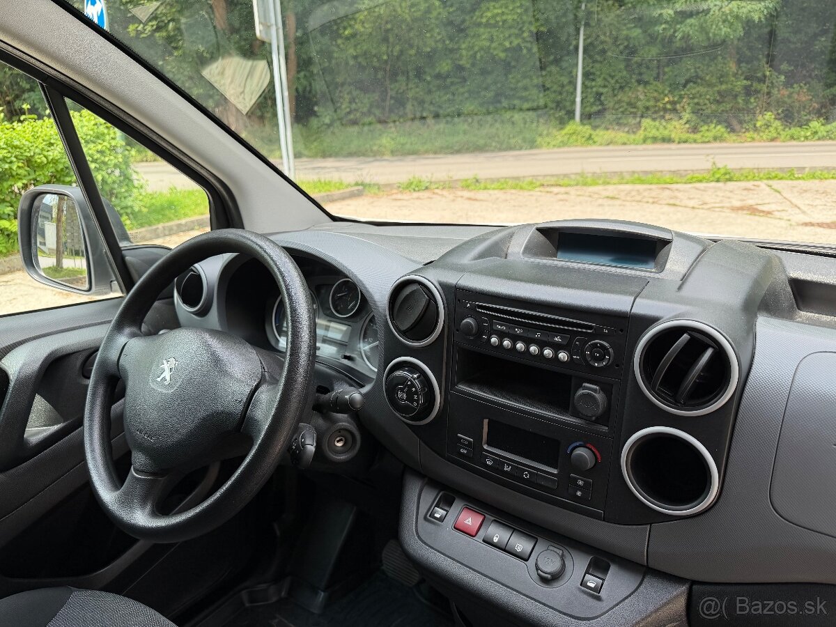 Peugeot Partner E-electric - 14