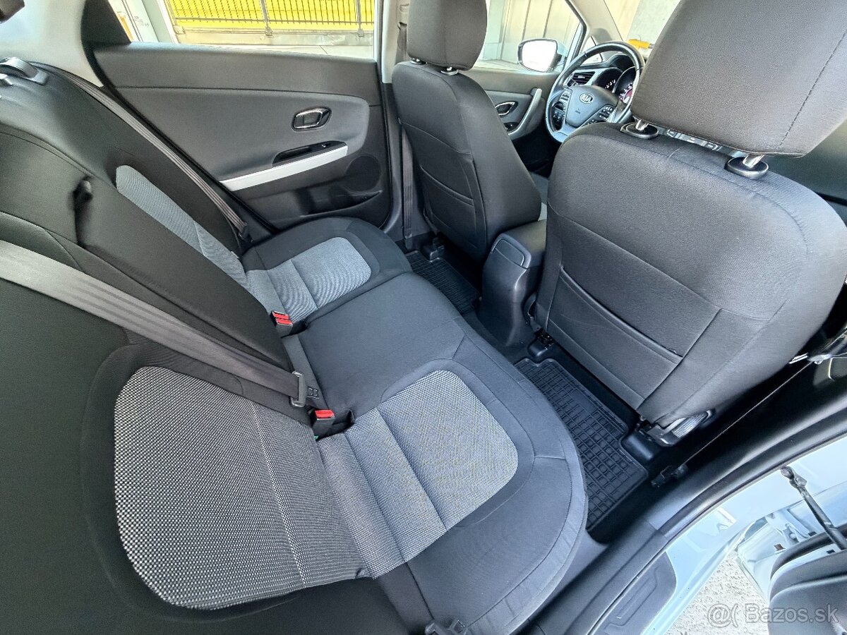 Kia Ceed SW 1.6 CRDi VGT Gold SR auto Facelift - 14