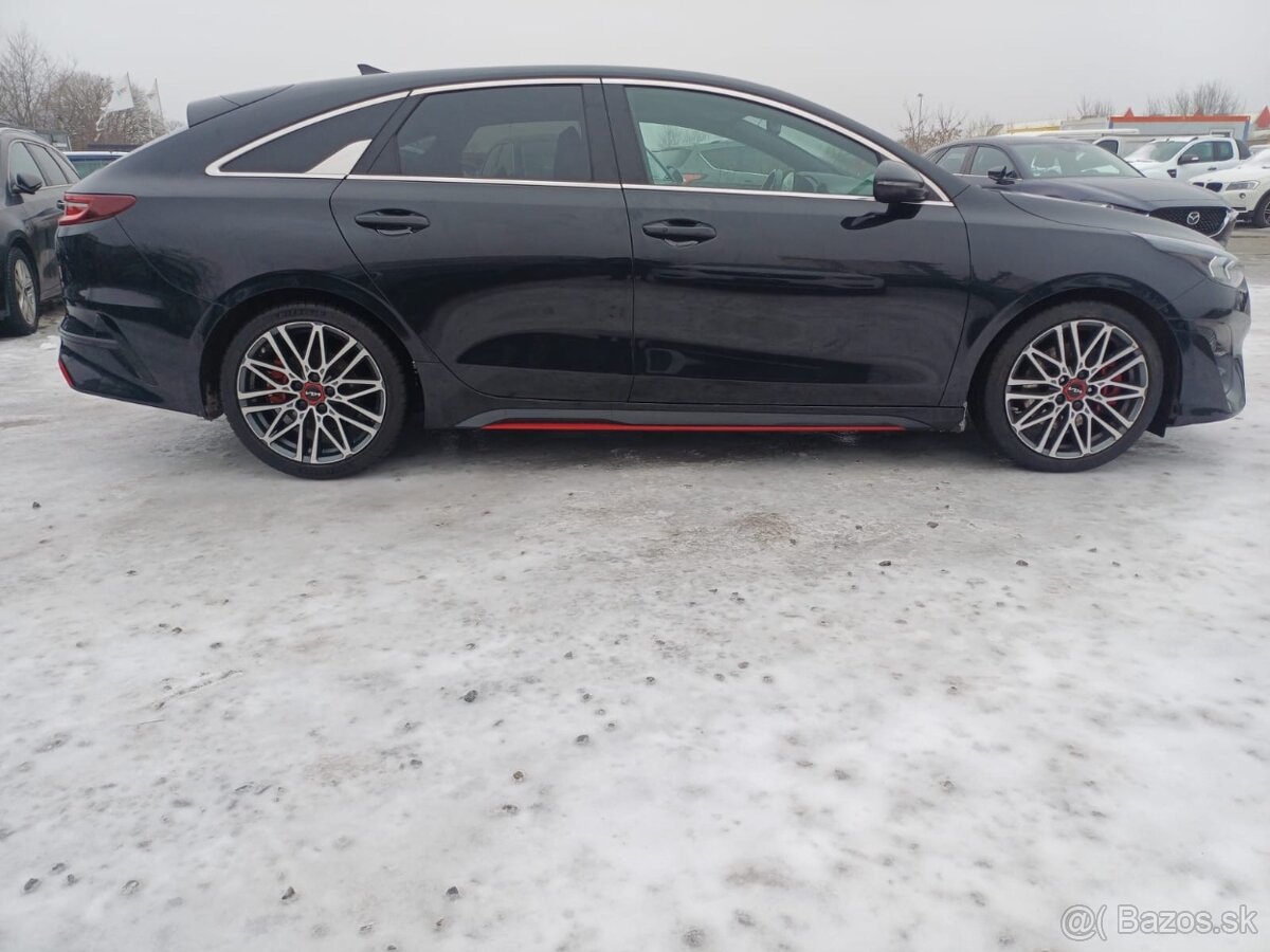 Kia Pro Ceed gt line premium - 14