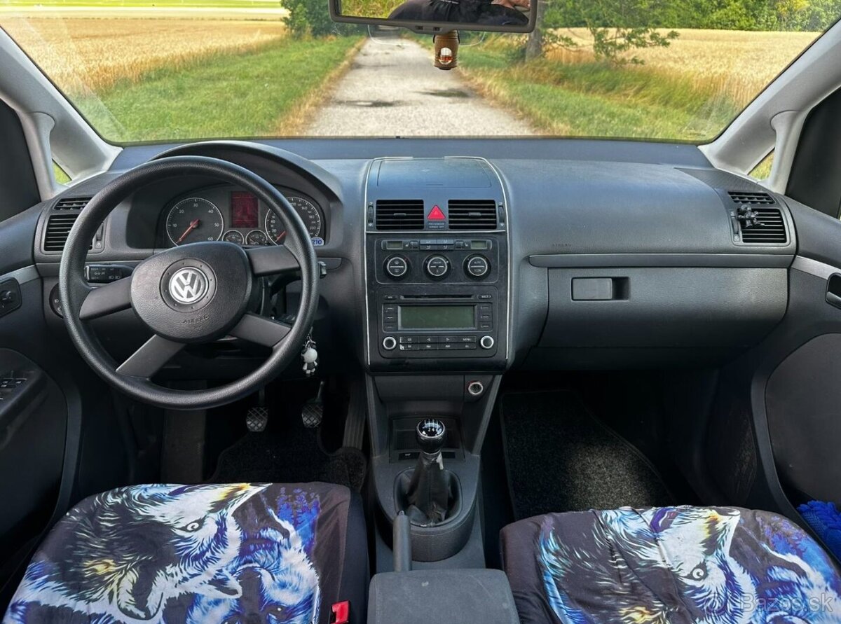 Volkswagen Touran 2.0 TDI - 14