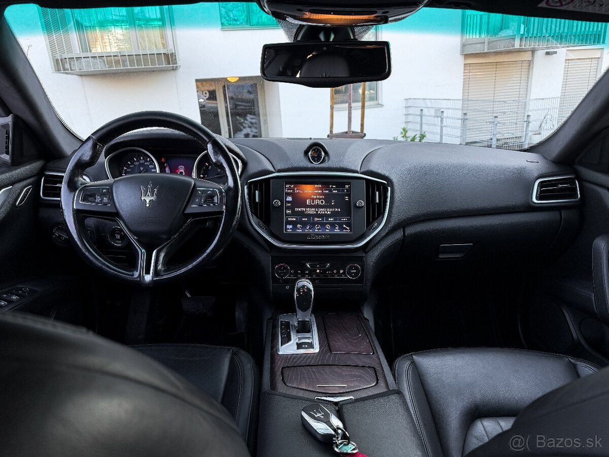 Maserati Ghibli V6 202kW, Zadný náhon - 14