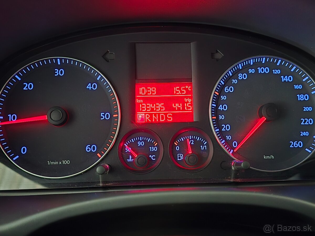 Volkswagen Caddy Life 1.9 TDI 5M DSG - 14