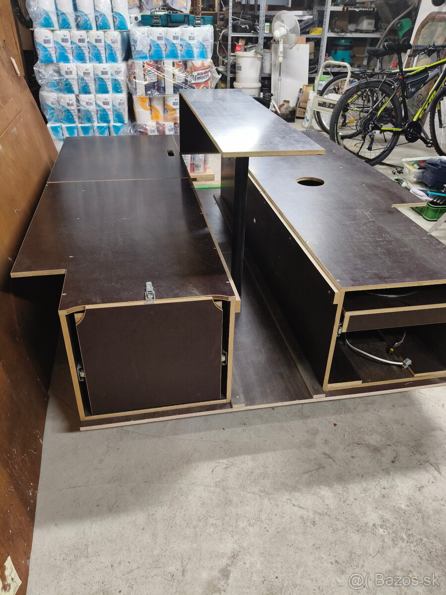 Kempingová vstavba do dodávky - 14