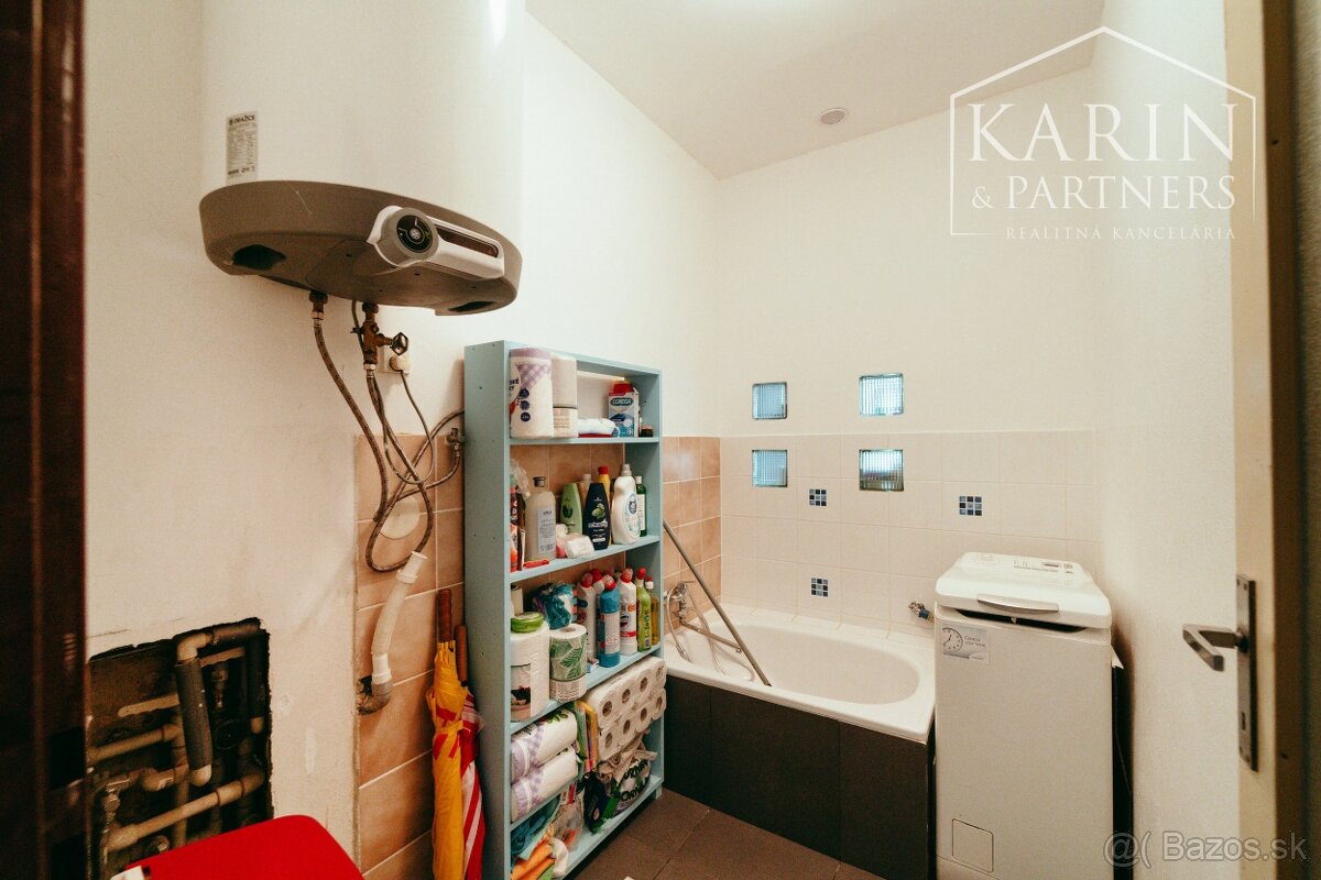 Vidiecky rodinný dom s krásnym pozemkom v Kuklove na Záhorí - 14