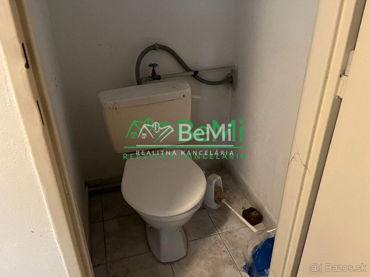 Predaj dvoch rodinných domov - Levice (015-12-MIJKa) - 14