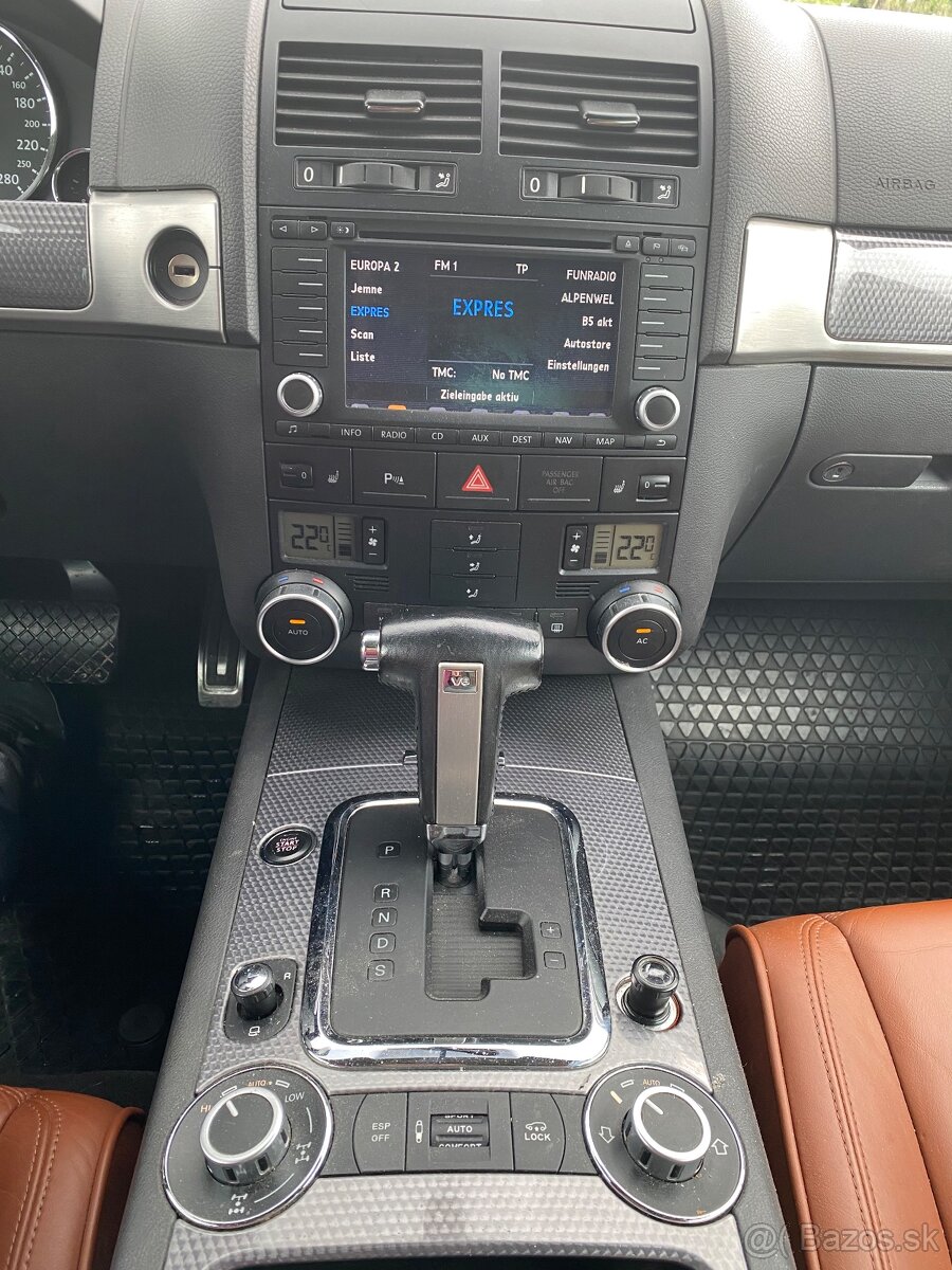 Predam VW Touareg V6 TDi, INDIVIDUAL - 14