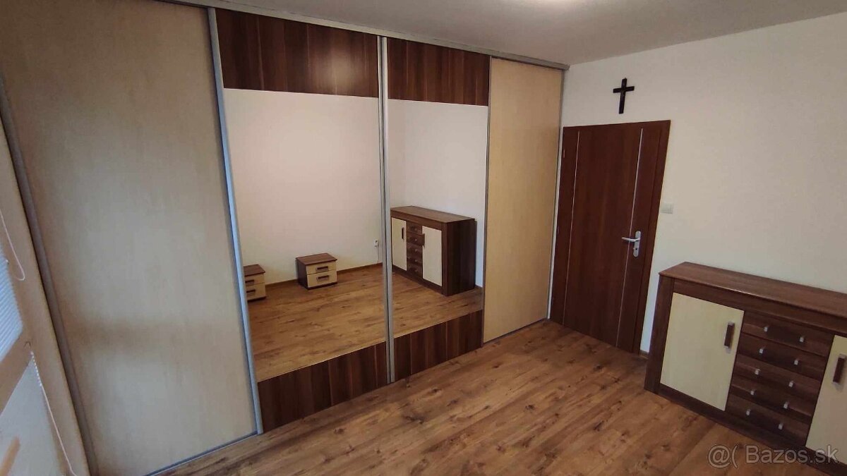 3-izbovy byt na prenájom na ulici Komenského - 14