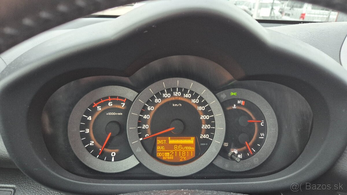 Toyota RAV4 2.2l D-4D 150 Lux - 14