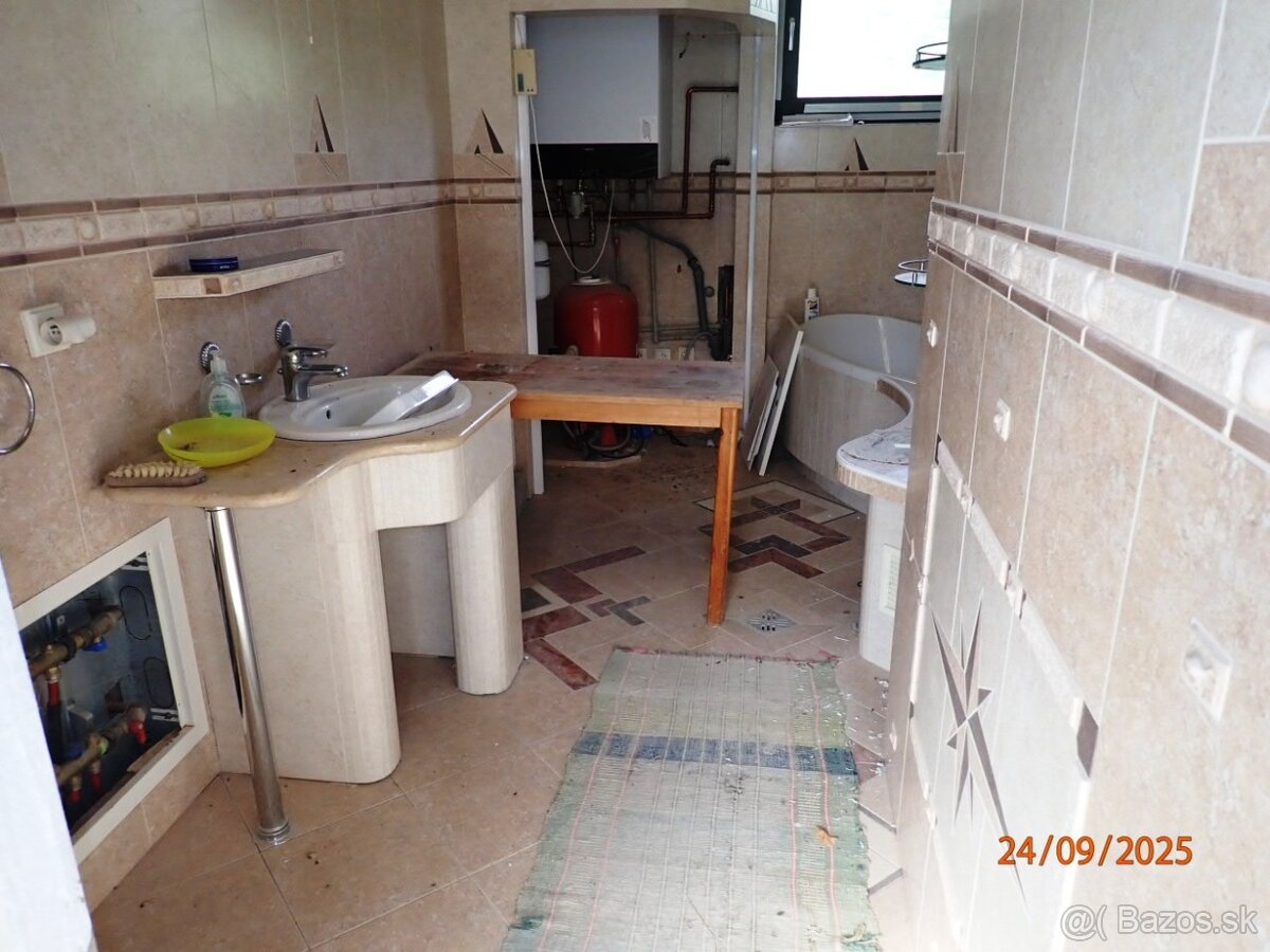 Rodinný dom súp. č. 165, Nižná Rybnica, okr. Sobrance - 14