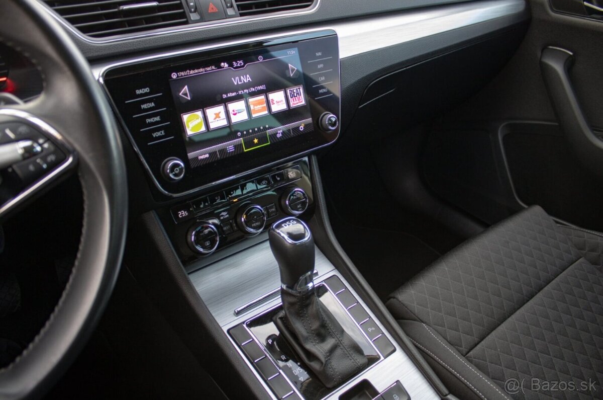 Škoda Superb Combi 2.0 TDI DSG - 14