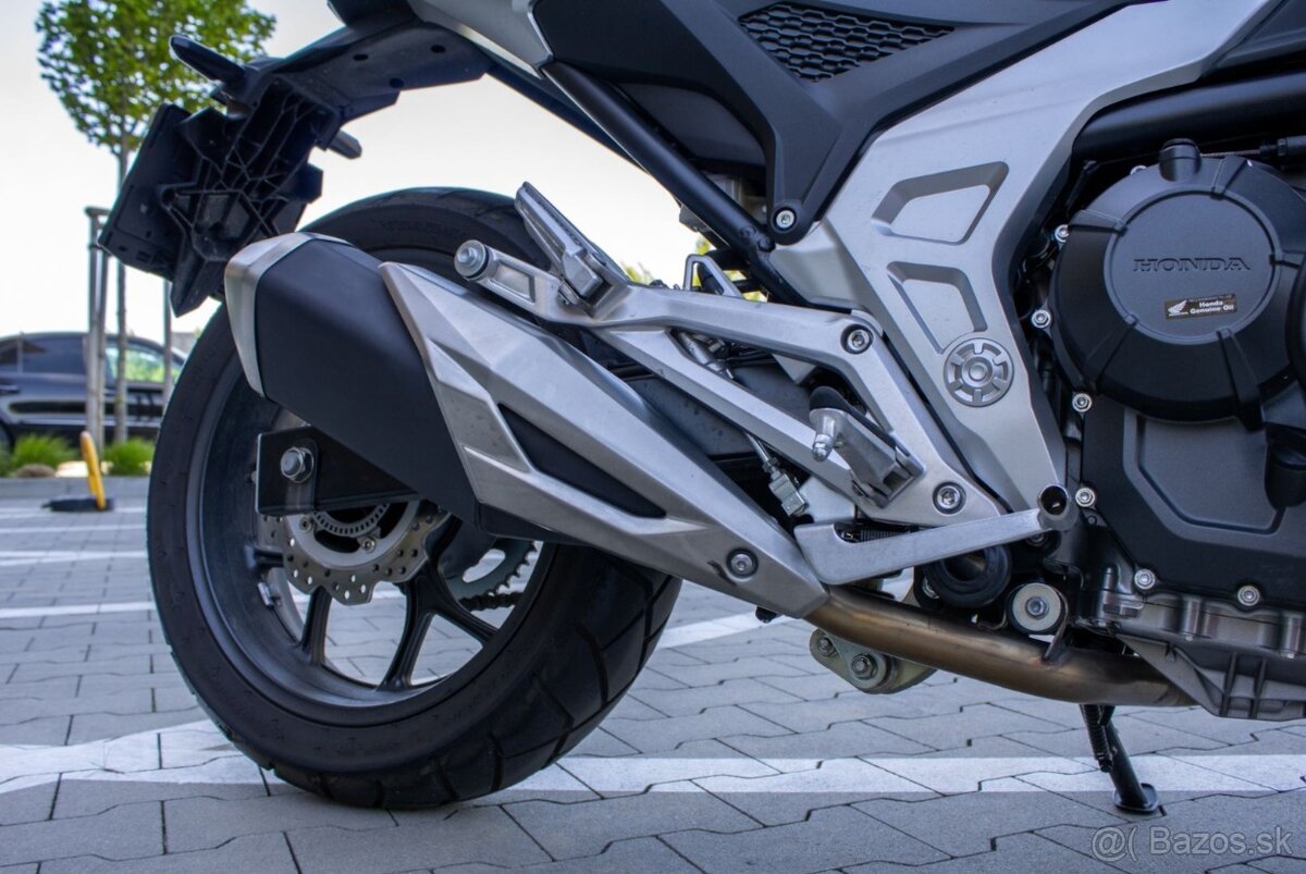 Honda NC 750 XA - 14