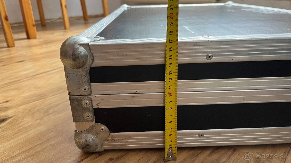 Flight Case pro Moog Minimoog Voyager - 14