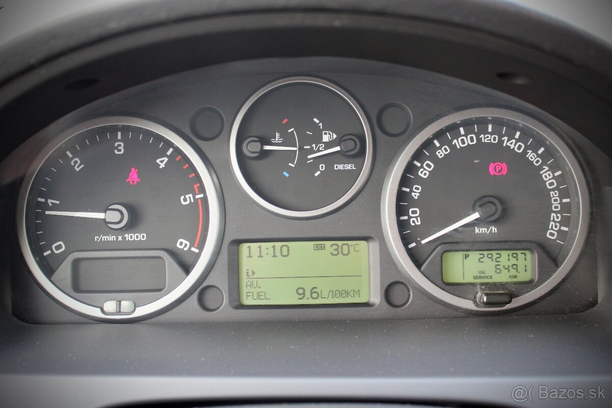 Land Rover Freelander 2 140 kW AT - TOP stav - 14