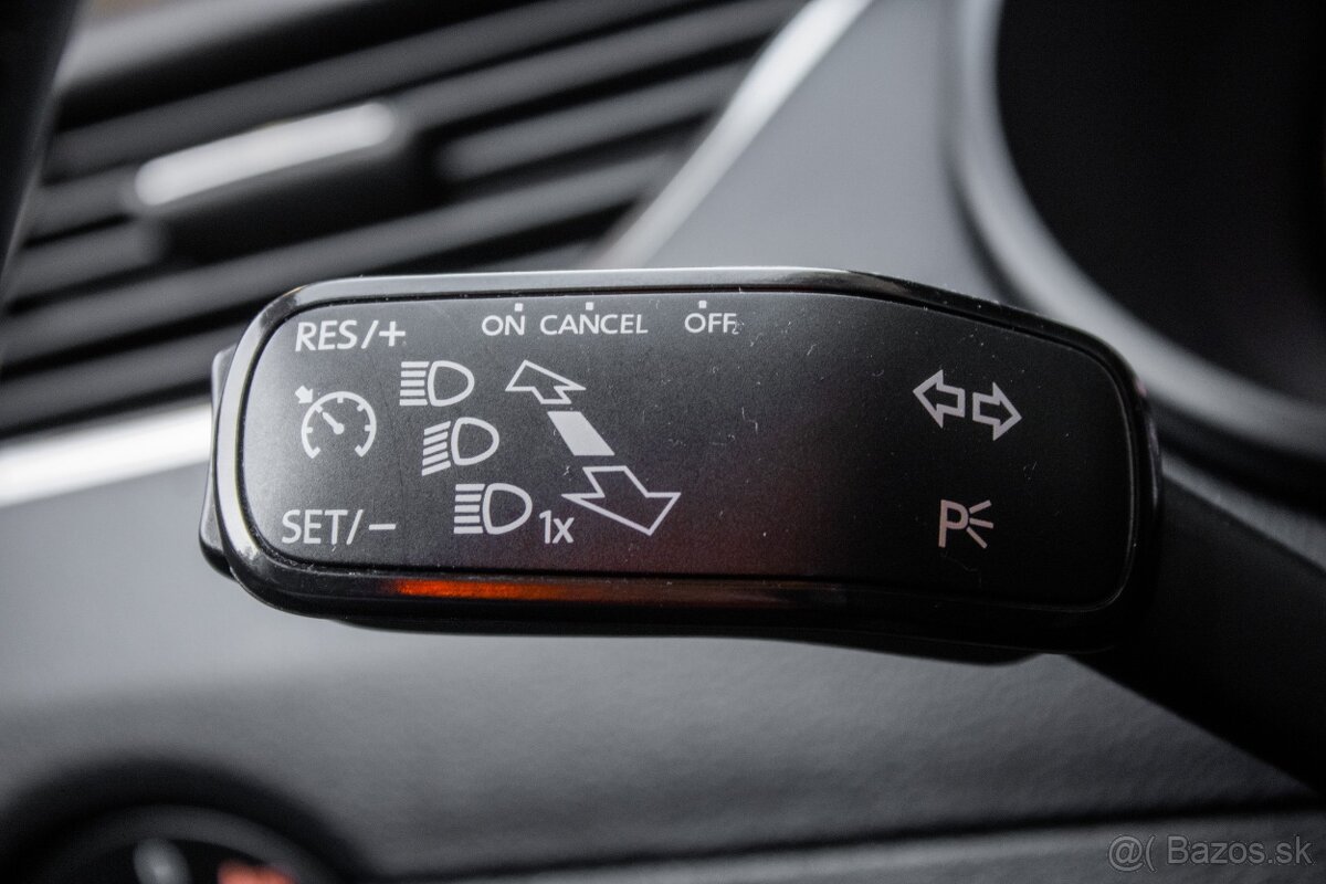 Škoda Octavia Combi 2.0 TDI Style DSG - 14