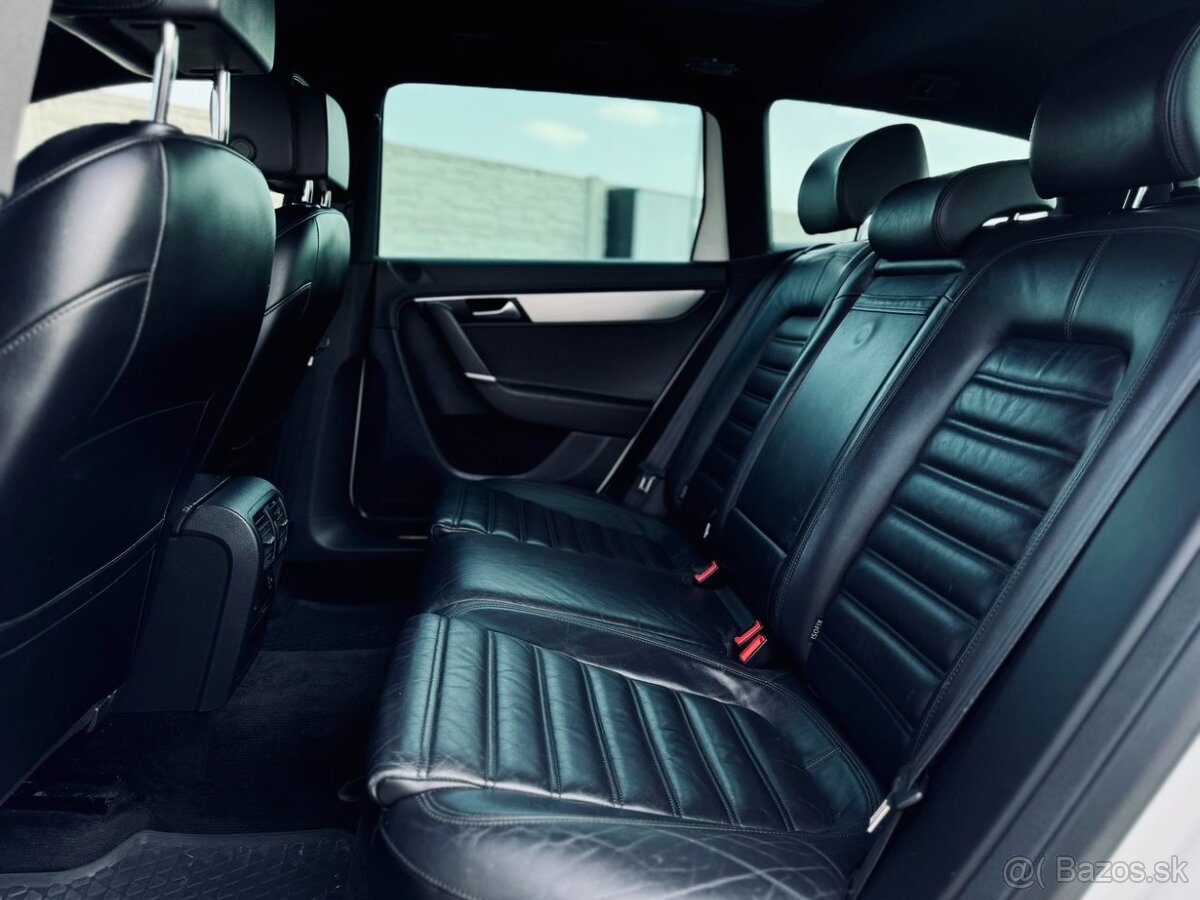 Volkswagen Passat Alltrack - 14