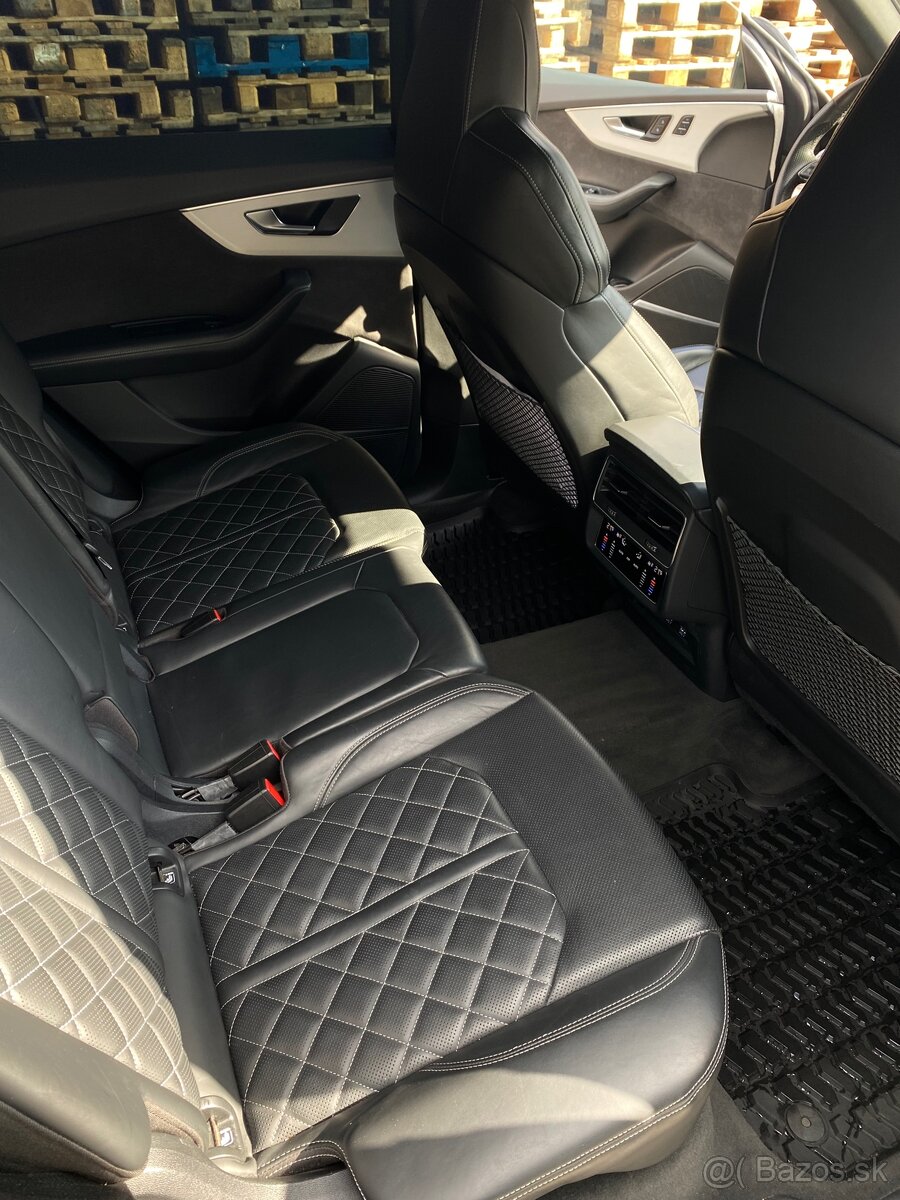 Audi Q8 55 TFSI/48V MHEV S-Line 250kw - 14