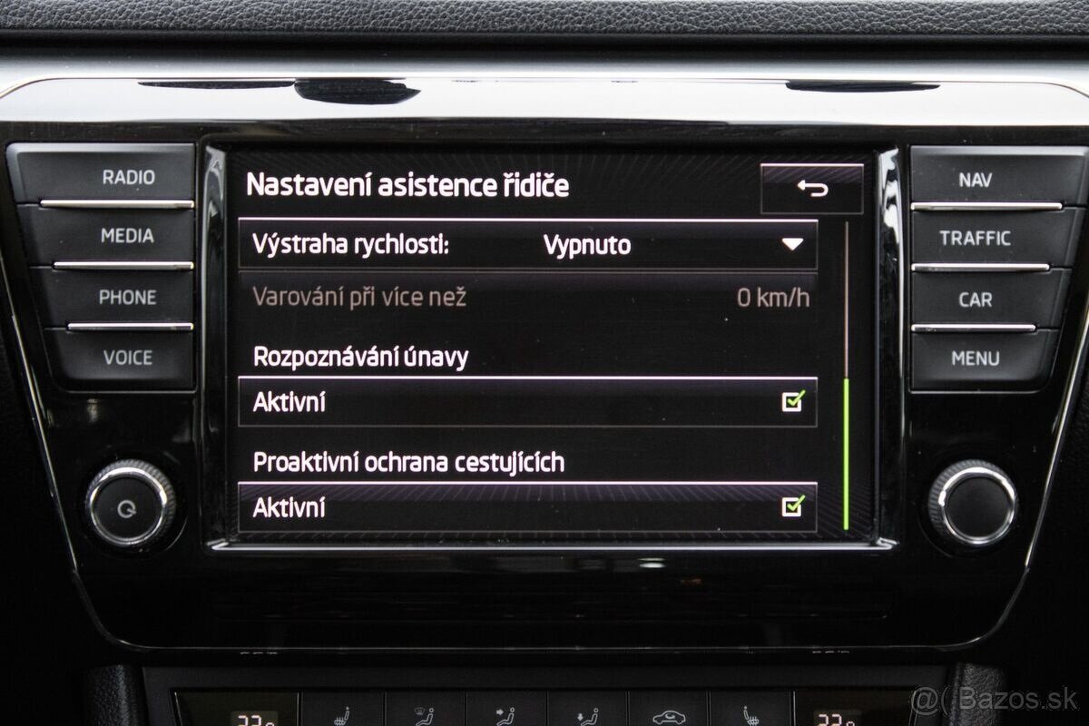 Škoda Superb Combi 2.0 TDI 110kW 2016 MT/6 - 14