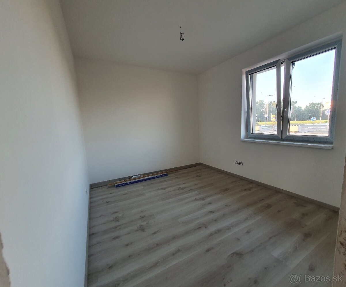 Moderný rodinný dom s možnosťou vlastného prispôsobenia - 14