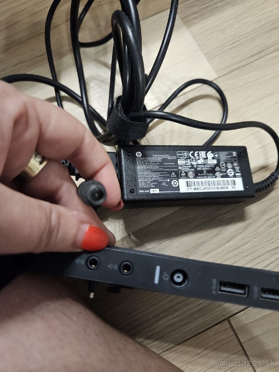Nabíjačka na notebook - 14