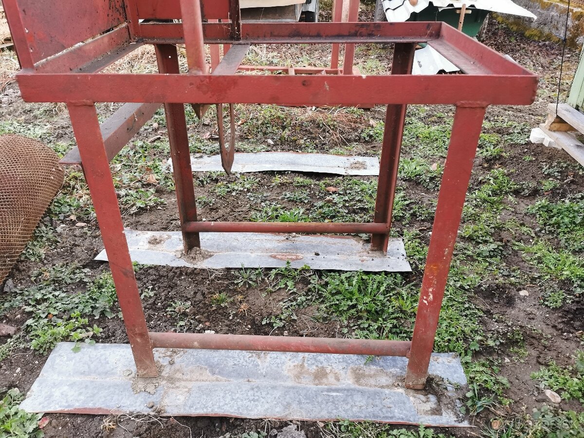 Stoly, stolíky, podstavec,regal,políčka, ponk, - 14