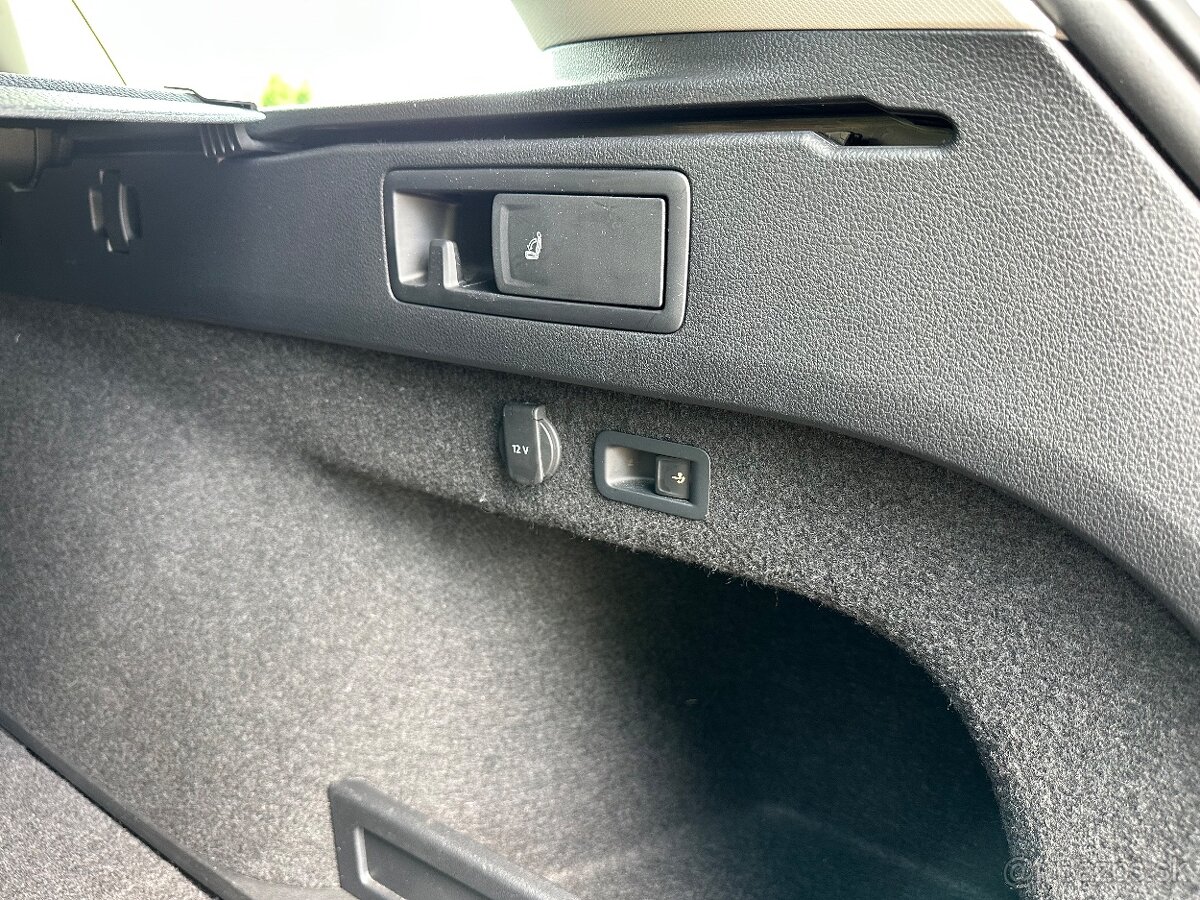 Volkswagen Passat Variant 2.0 TDI EVO Business DSG - 14