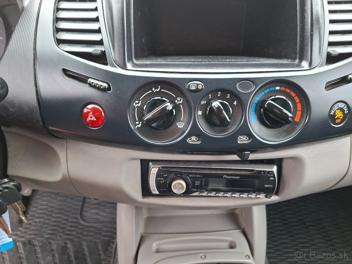 Mitsubishi L 200 L200 2.5 DI-D Single Cab 2011 - 14