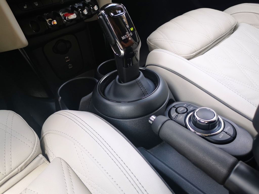 MINI Cooper S - 2023 - 5700km - Záruka - 14