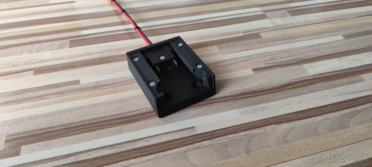 Adaptér batérie Milwaukee M18 - 14