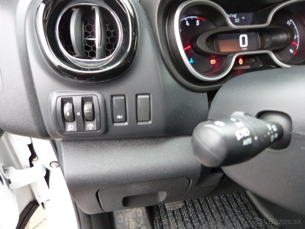 Renault Trafic SpaceClass 1.6 dCi 125 L2H1 - 14