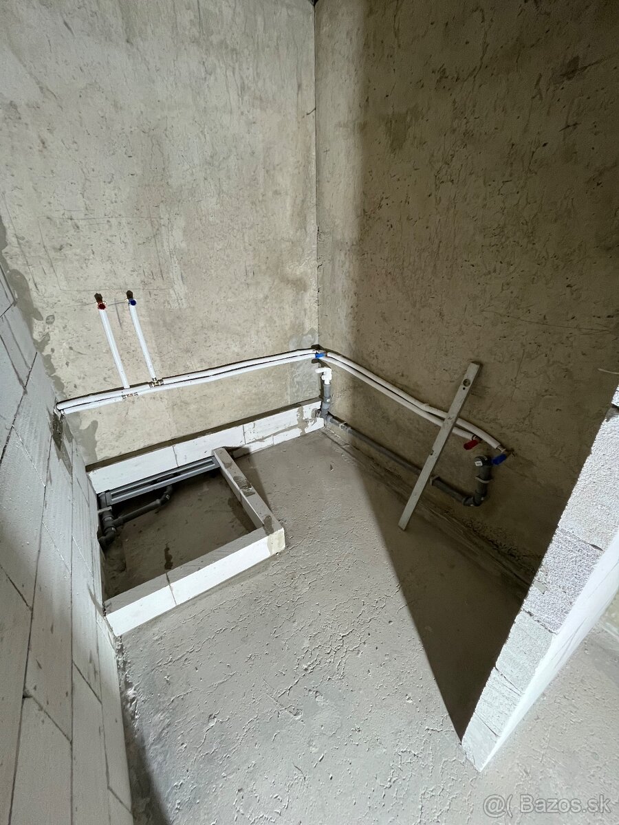 Obkladacie a stavebne práce - 14