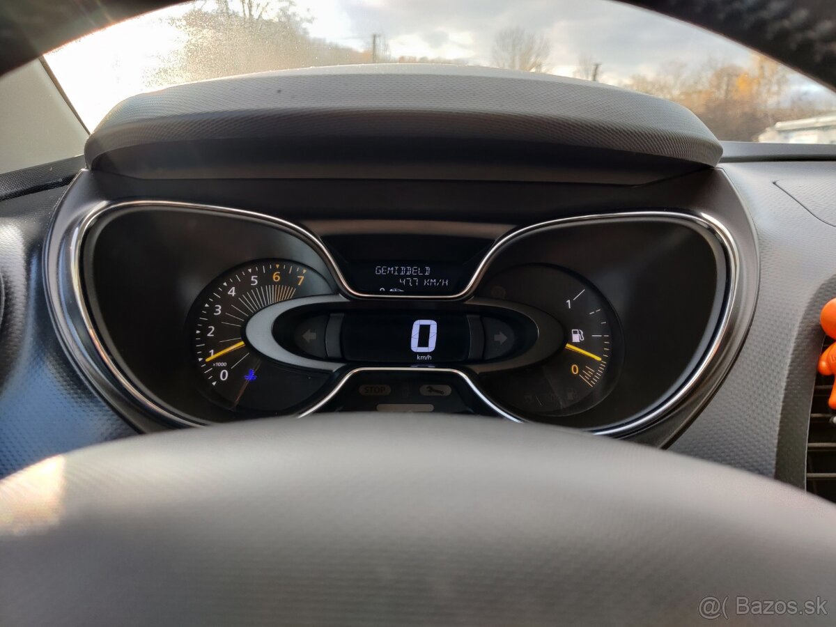 Renault Captur - 14