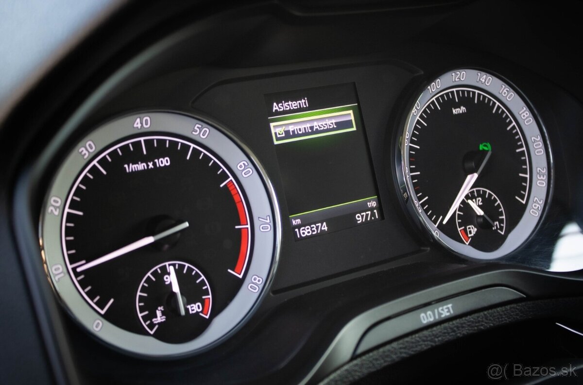 Škoda Karoq 1.5 TSI DSG - 14