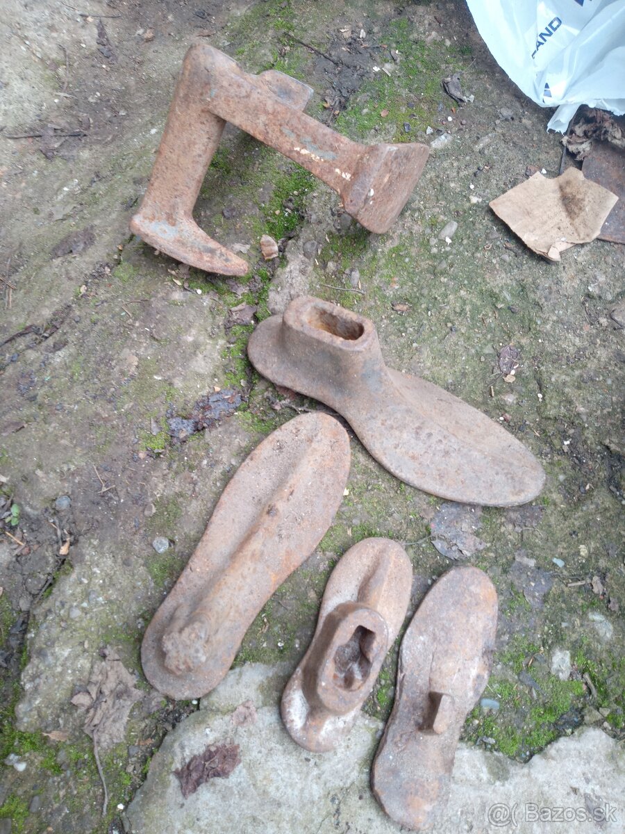 Olejničky.kopyto.nadoby.zamky - 14