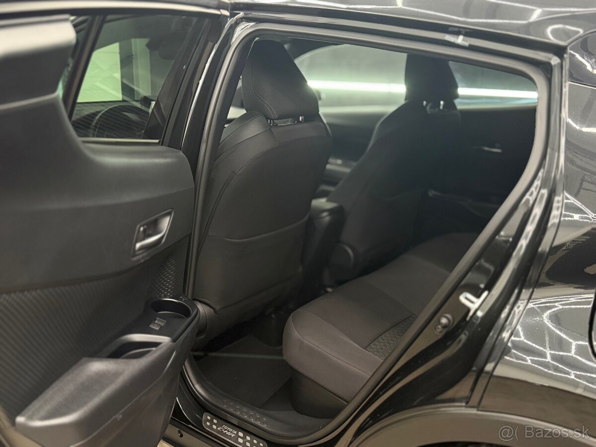 TOYOTA C-HR 2.0 HYBRID BUSINESS | 2022 | 49 000 km - 14