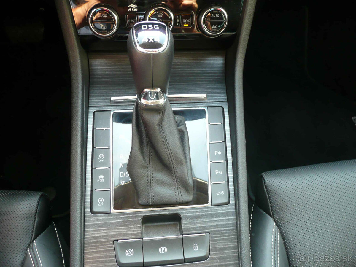Škoda Superb Combi 2.0 TDI SCR Premium 4x4 DSG - 14