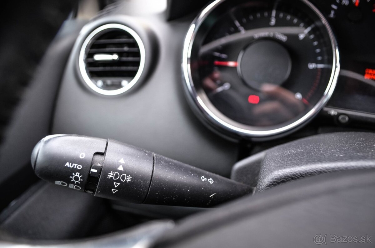 Peugeot 3008 1.6 blueHDI - 14