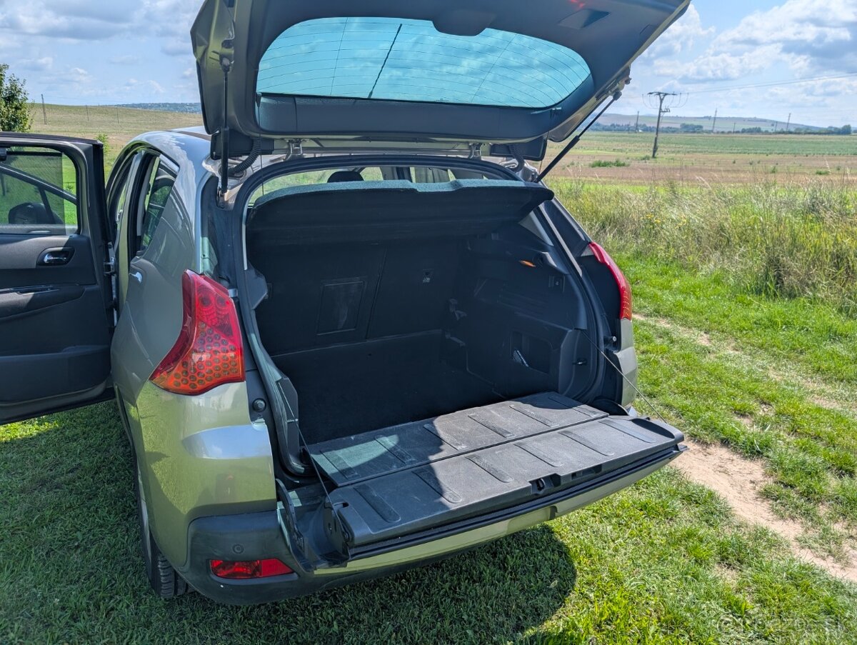 Peugeot 3008 1,6 HDi - 14