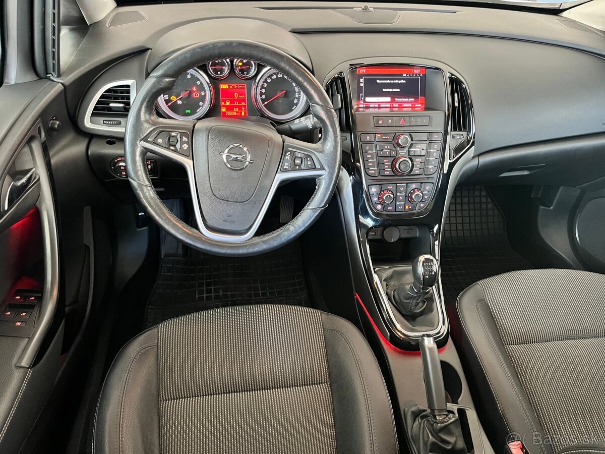 OPEL ASTRA SPORTS TOURER COSMO - 14