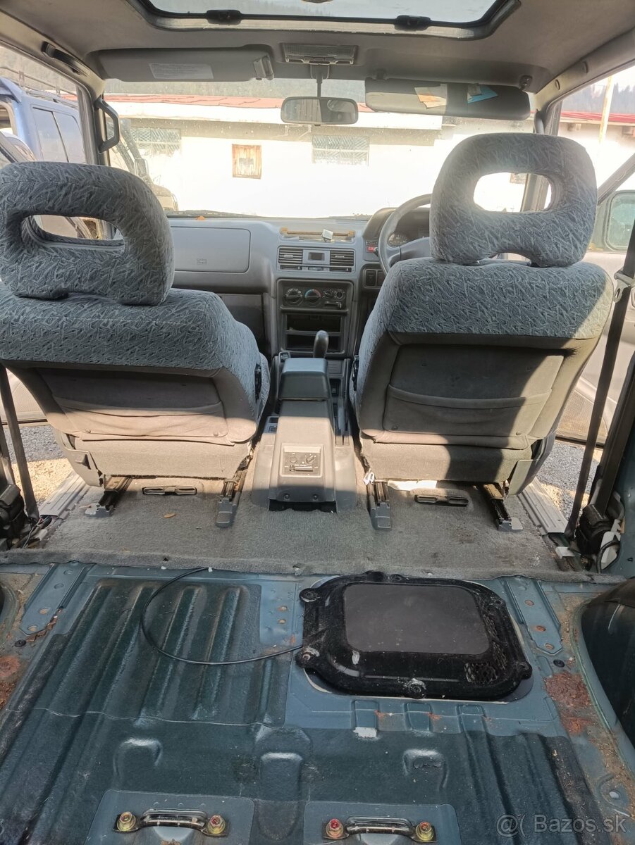 Mitsubishi Pajero 2.8td - 14